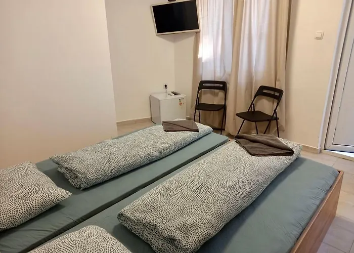 The Rainbow 1 & Free Motorcycle Parking Апартамент София