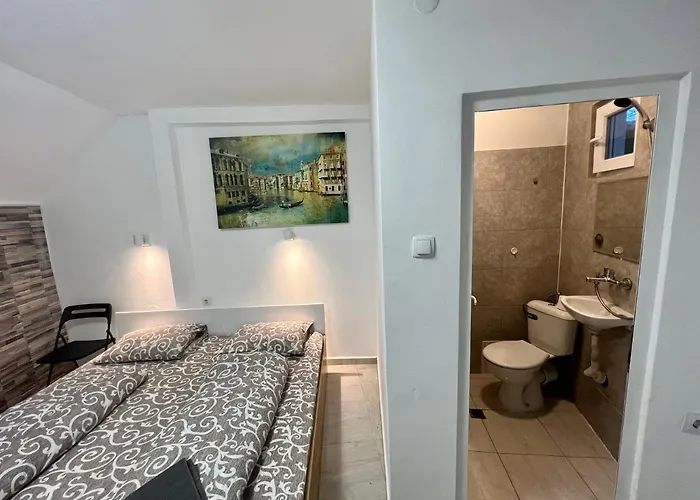 The Rainbow 1 & Free Motorcycle Parking