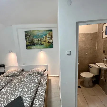 The Rainbow 1 & Free Motorcycle Parking